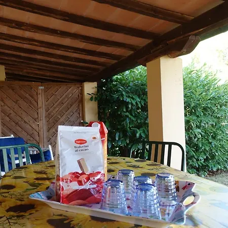 Agriturismo La Casetta Del Sole Séjour à la ferme *