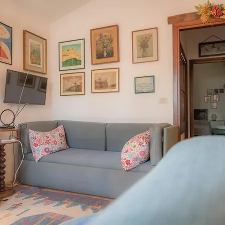 Agriturismo La Casetta Del Sole Çiftlik konaklama